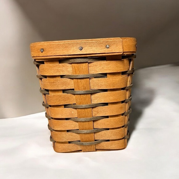 🌻VINTAGE Small Longaberger Wooden Woven Basket - Picture 3 of 13